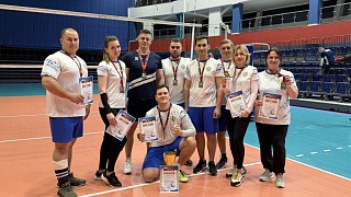 Команда Государственной инспекции на пьедестале